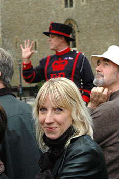 Marie annoys a Yeoman at the Tower of London!
